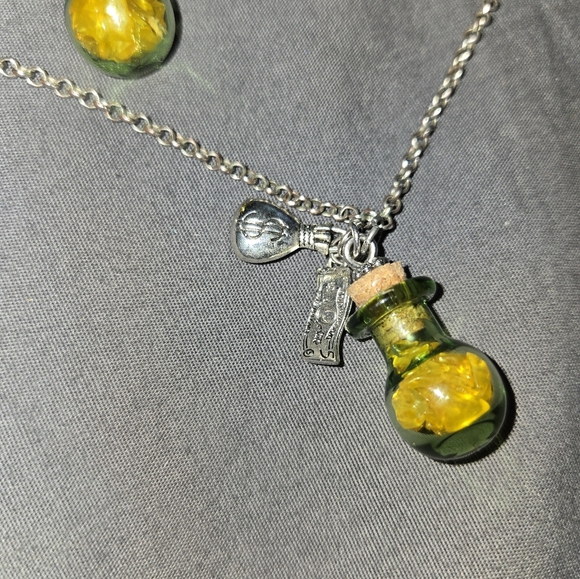 Citrine chips wealth and abundance mini bottle necklace and earrings - Picture 8 of 9